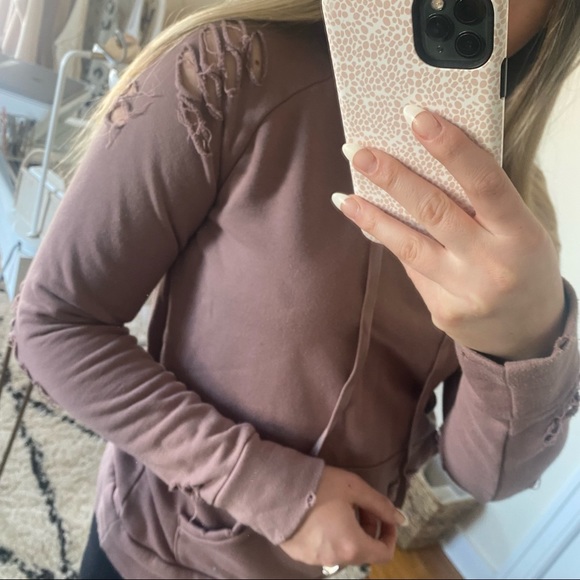 ALO Yoga Mauve Hoodie - Picture 4 of 5